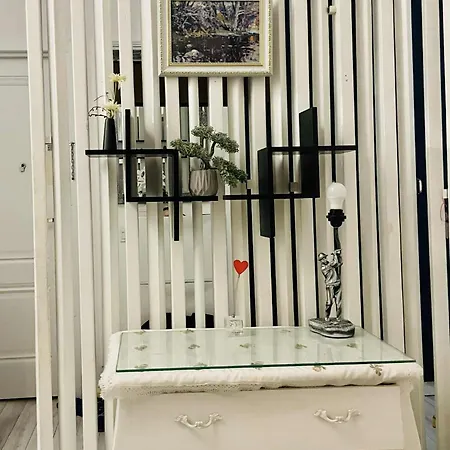 Апартаменты Happy Place *